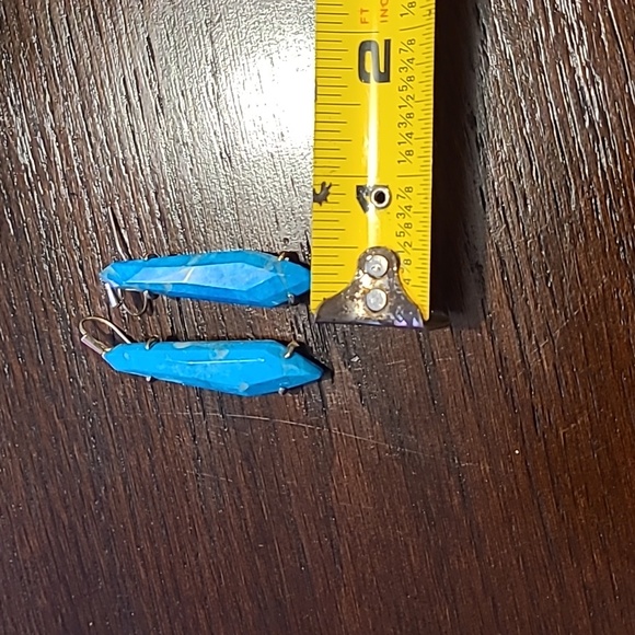 ON SALE Like New Turquoise Kendra Scott Grey drop earrings in 14k gold plating ! - Picture 8 of 10